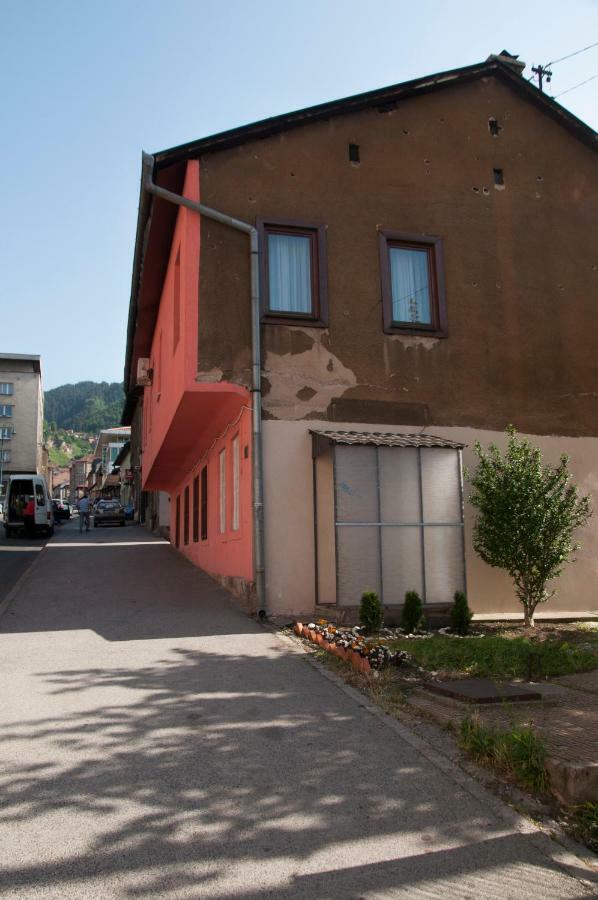 Bistrik Rose Apartment Σαράγεβο Εξωτερικό φωτογραφία